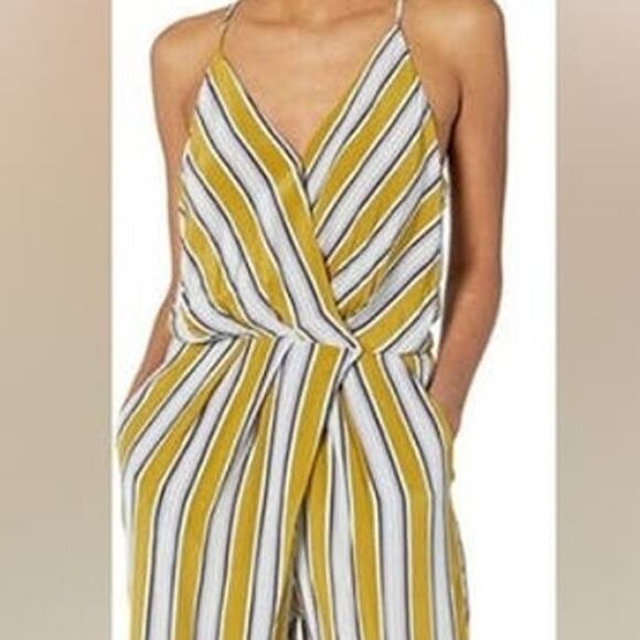 ASTR the Label V-Neck Wrap Top Jumpsuit S Moss Green Sleeveless Wrap Beach NWT - Picture 12 of 15